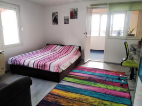 Ira Apartment